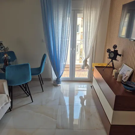 Sharon Stone Lux * Peraía